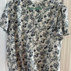 Elegant Floral V-Neck Blouse